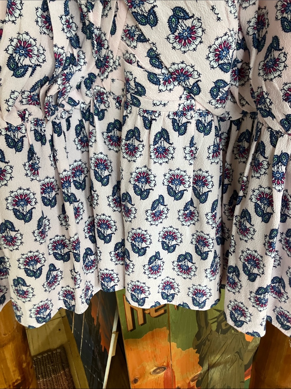LOFT Floral Sleeveless Peplum Top — Light Pink & Navy, Size 14 - Picture 6 of 11